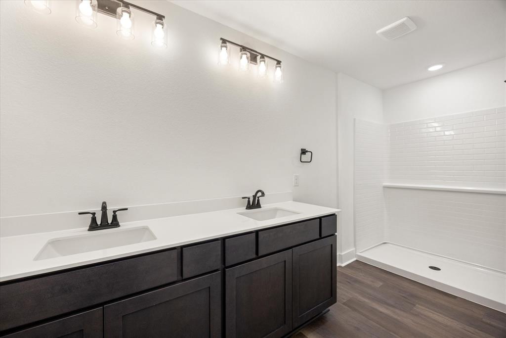 Tolar Oaks - Residential