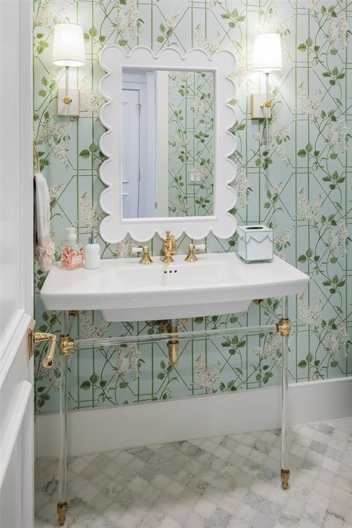 Summitt Lawn - Residential