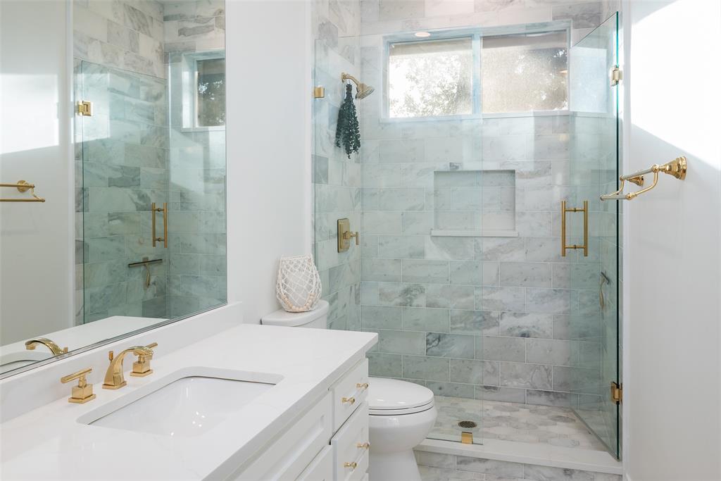 Summitt Lawn - Residential