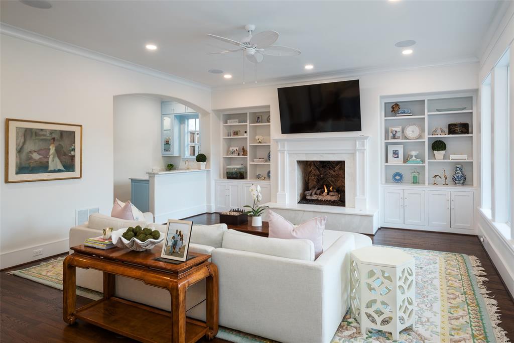 Summitt Lawn - Residential