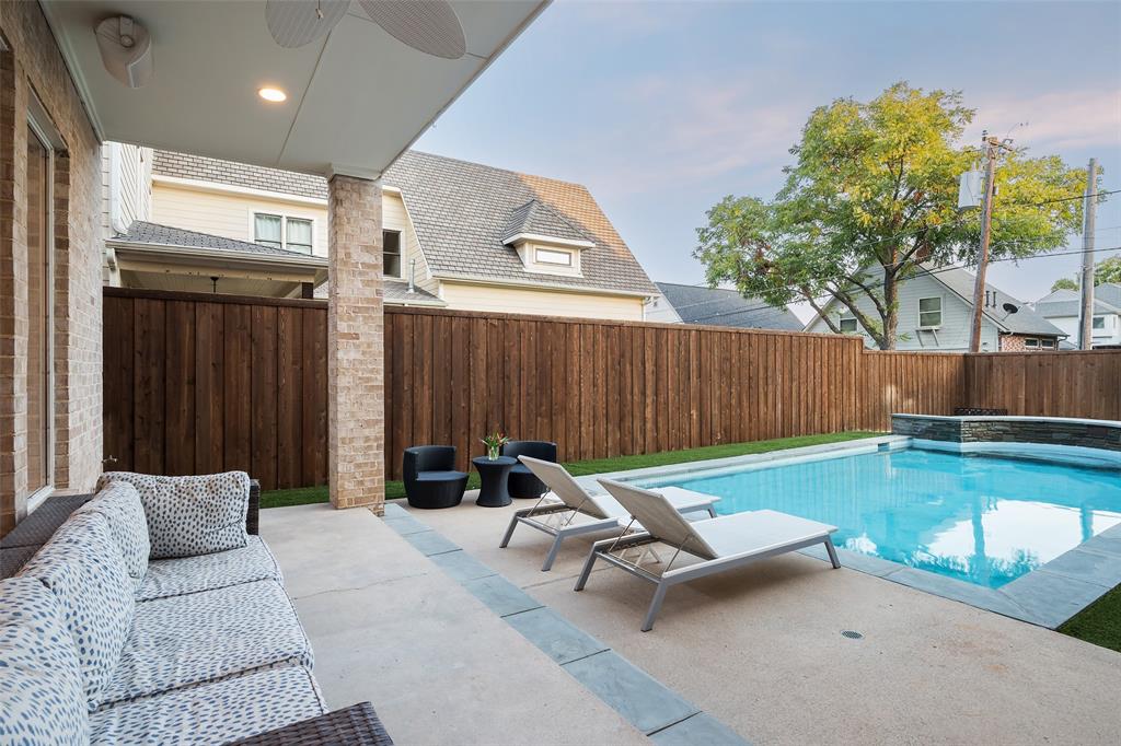 Summitt Lawn - Residential