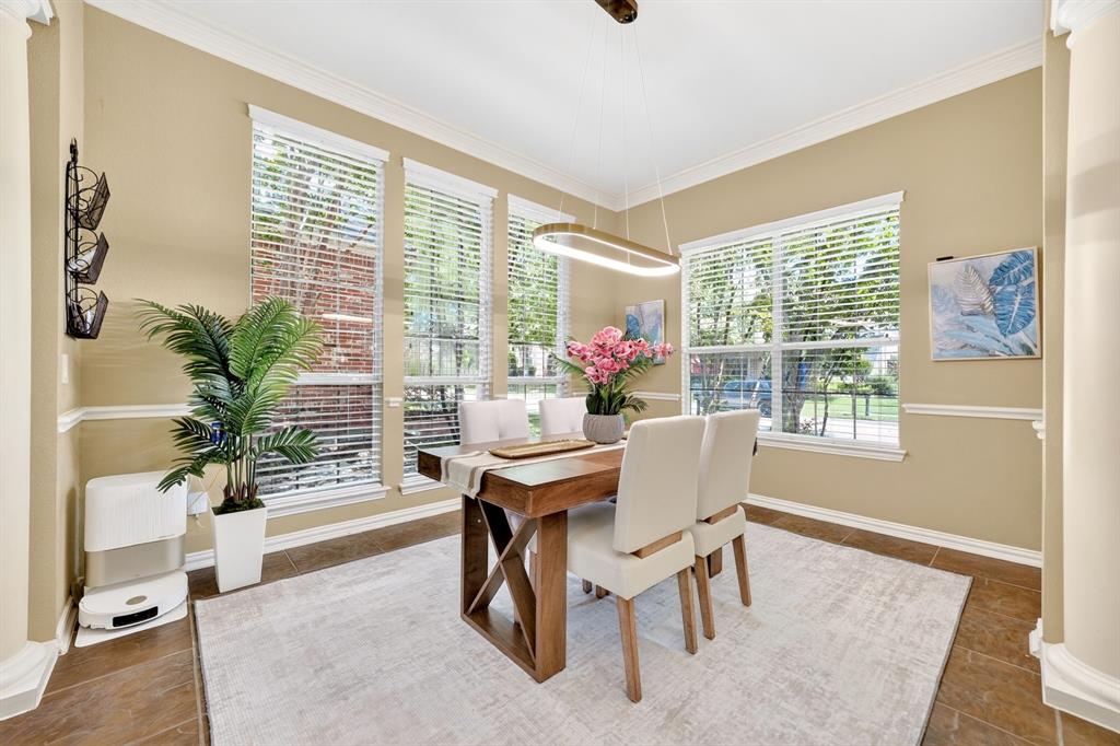 2227 Fox crossing Lane