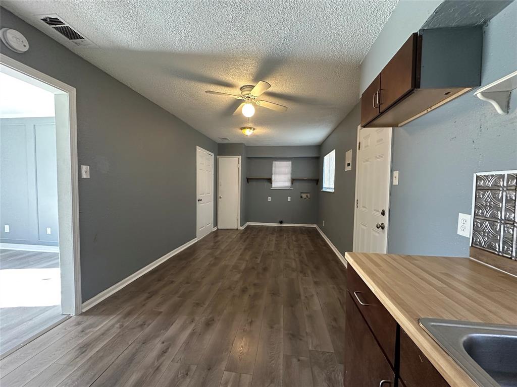 Gordon 1st - Residential Lease