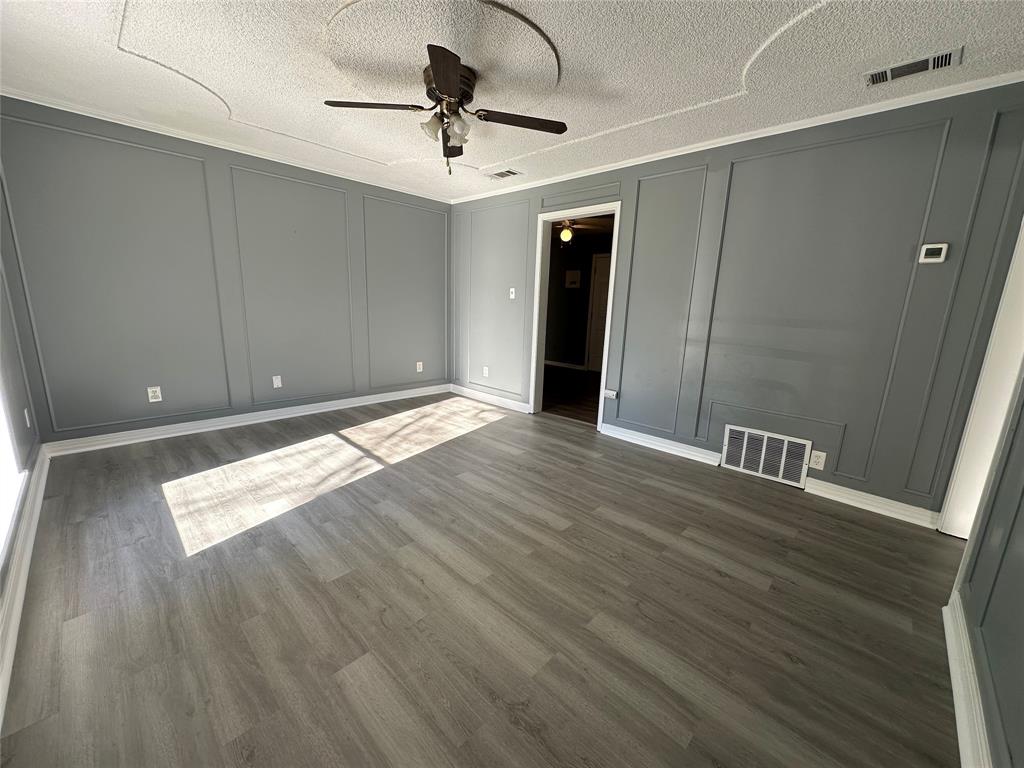 Gordon 1st - Residential Lease