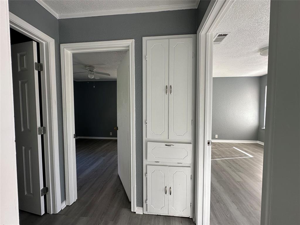 Gordon 1st - Residential Lease