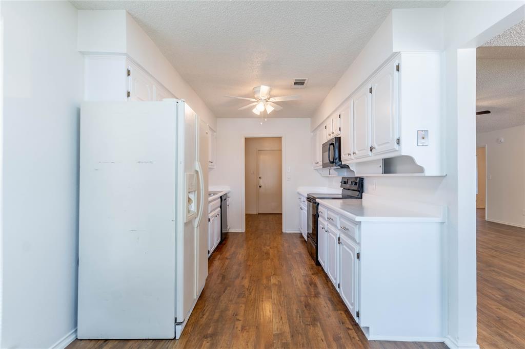 1638 Brown Trail