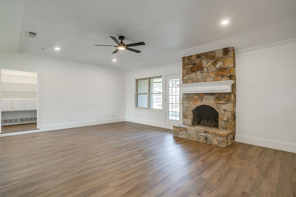 1303 Glenhaven Drive