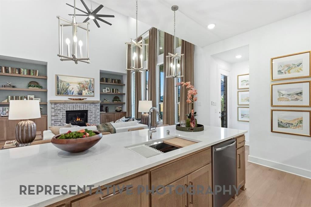 2717 Starlight Trail