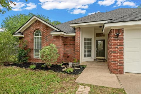 209 W Karnes Drive Robinson TX 76706
