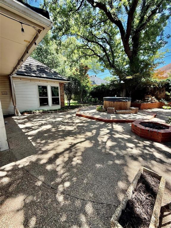 2004 Misty Creek Drive