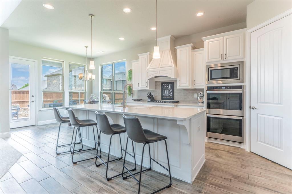 4513 Calla Lily Drive