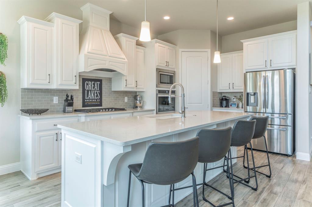 4513 Calla Lily Drive