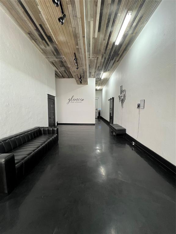 North Fort Worth - Commercial Lease