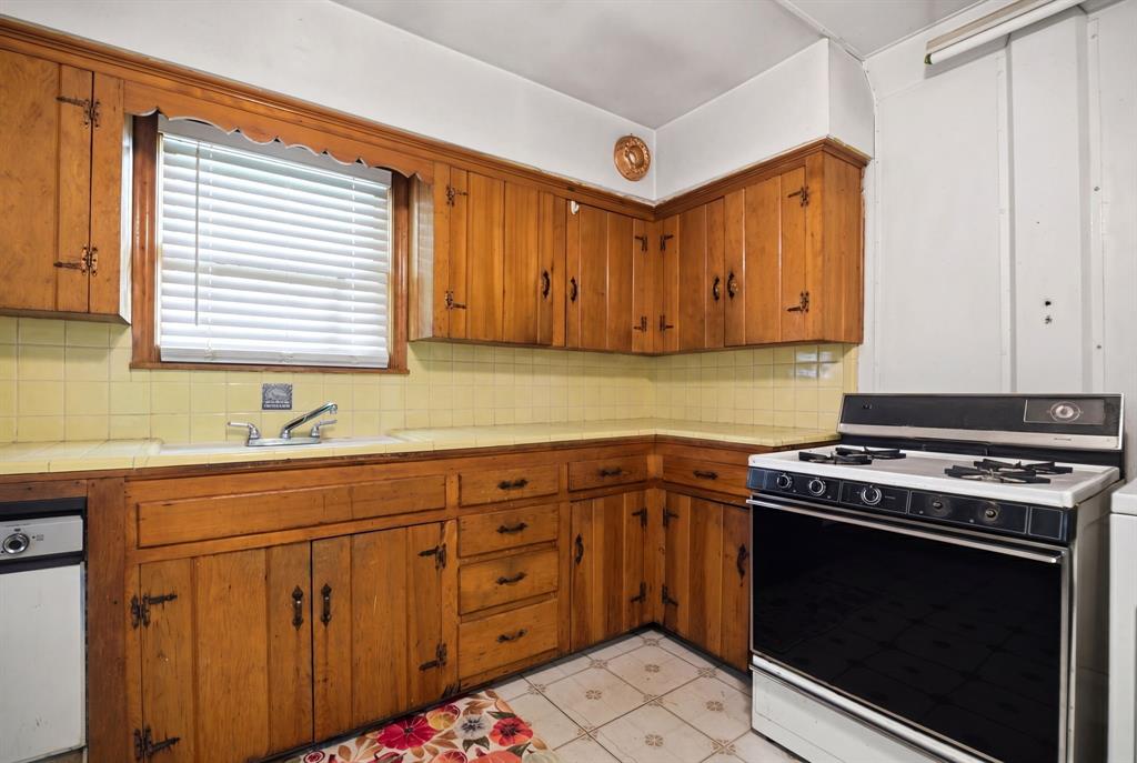 Cedar Crest Country Club Estates - Residential