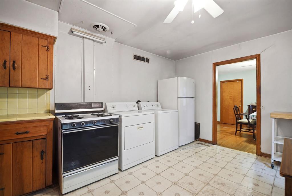 Cedar Crest Country Club Estates - Residential
