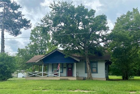 501 Bonham Street Ladonia TX 75449