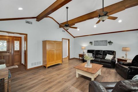 Tiny photo for 606 Buckboard Street, Ovilla, TX 75154 (MLS # 21099464)