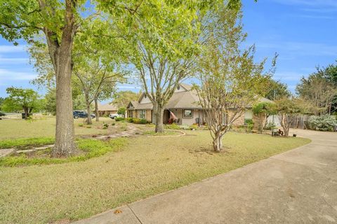 Tiny photo for 606 Buckboard Street, Ovilla, TX 75154 (MLS # 21099464)