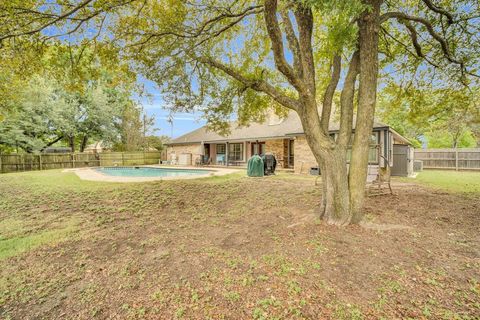 Tiny photo for 606 Buckboard Street, Ovilla, TX 75154 (MLS # 21099464)