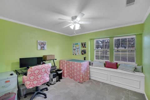 Tiny photo for 606 Buckboard Street, Ovilla, TX 75154 (MLS # 21099464)