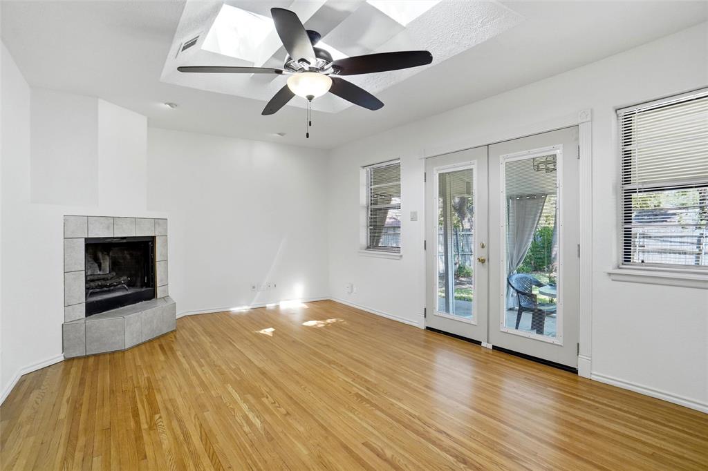 513 Kelly Terrace