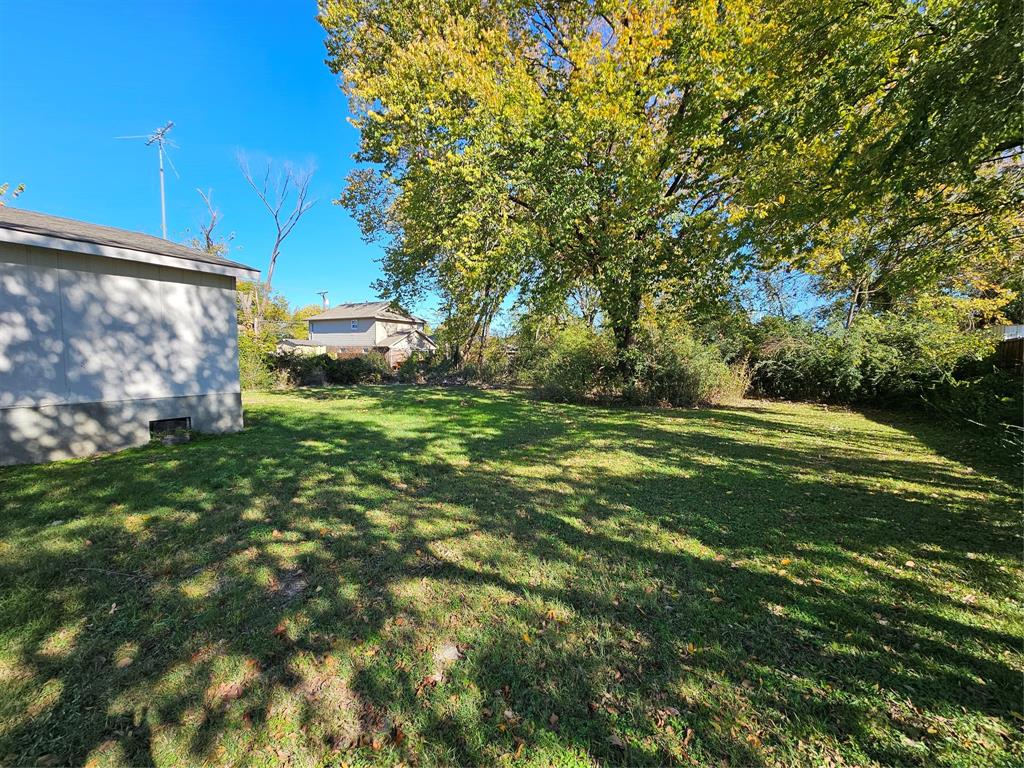 Denton, Texas 76205, United States, 4 Bedrooms Bedrooms, ,3 BathroomsBathrooms,Residential,Active,31060