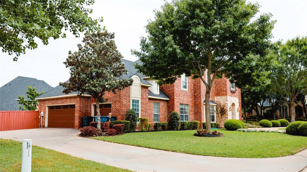 1712 windmill Circle