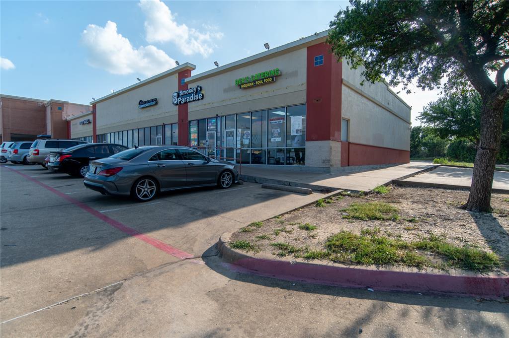 Mountain Creek Shopping Center - Commercial Sale