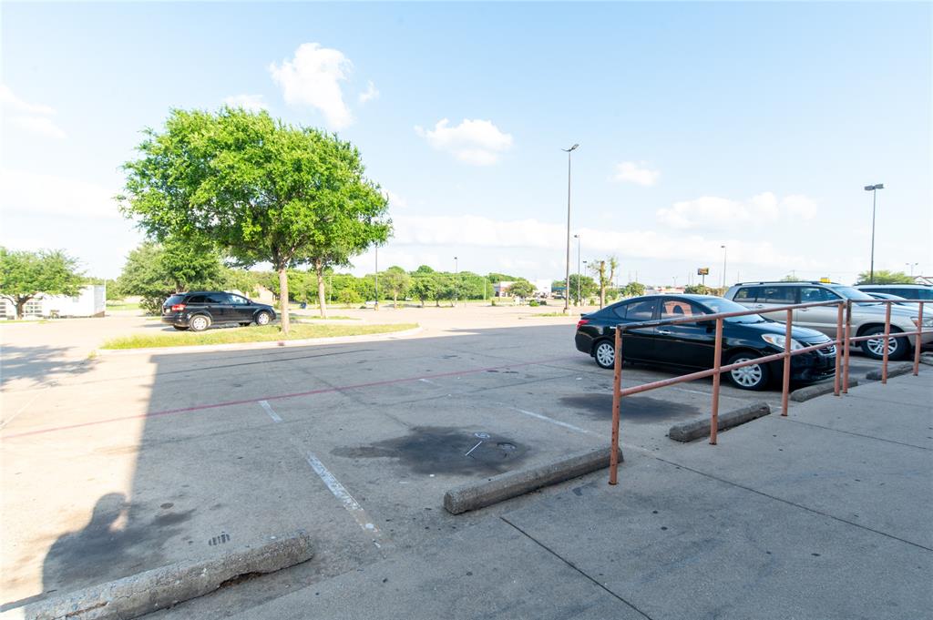 Mountain Creek Shopping Center - Commercial Sale