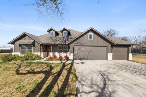 502 W 2nd Street Venus TX 76033