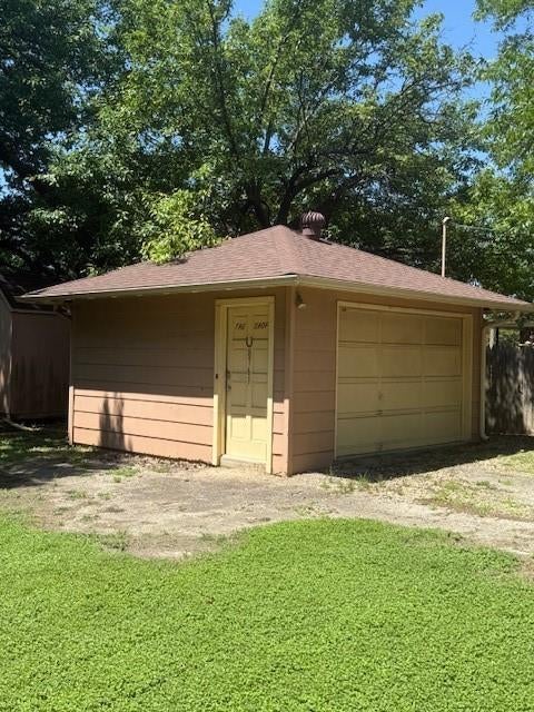 8761 S County Road