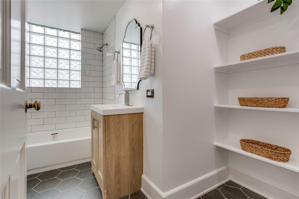 Kessler Square - Residential