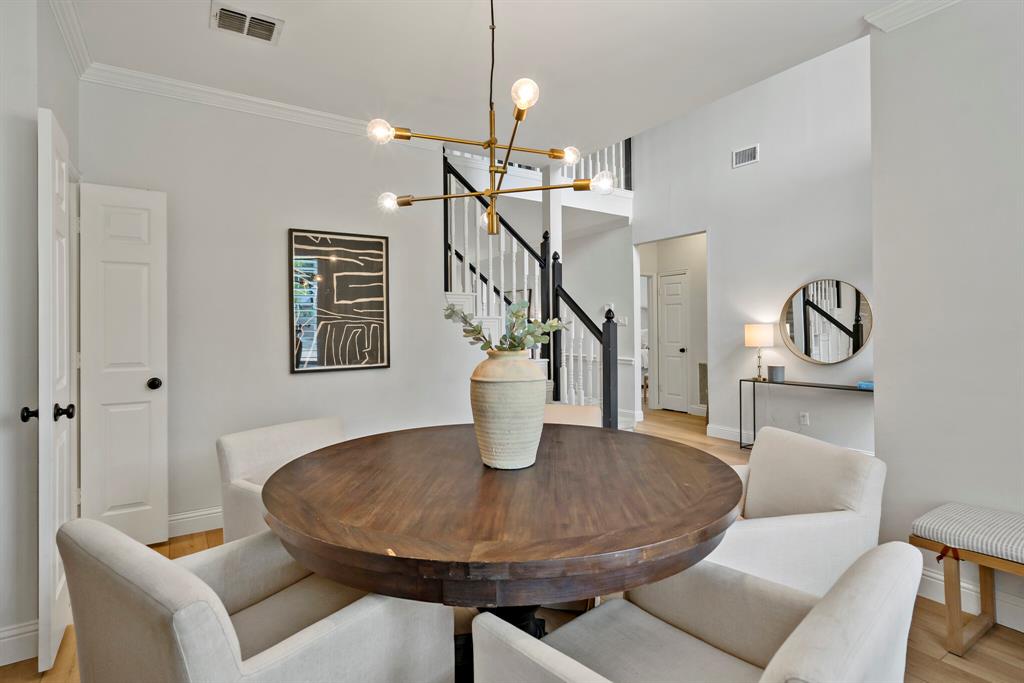 5500 Lexington Place