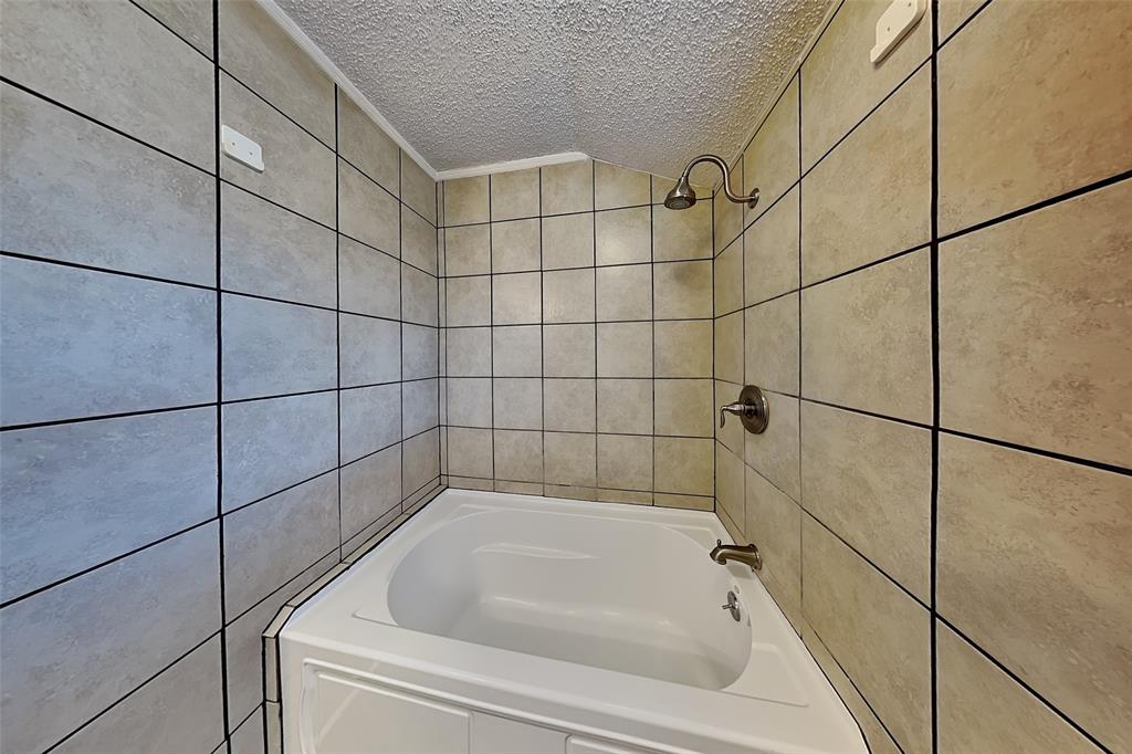 Whispering Meadow 2nd Inc Add - Residential Lease