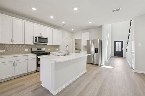Photo of 3521 Bridgeport Drive, Farmersville, TX 75442 (MLS # 21251513)