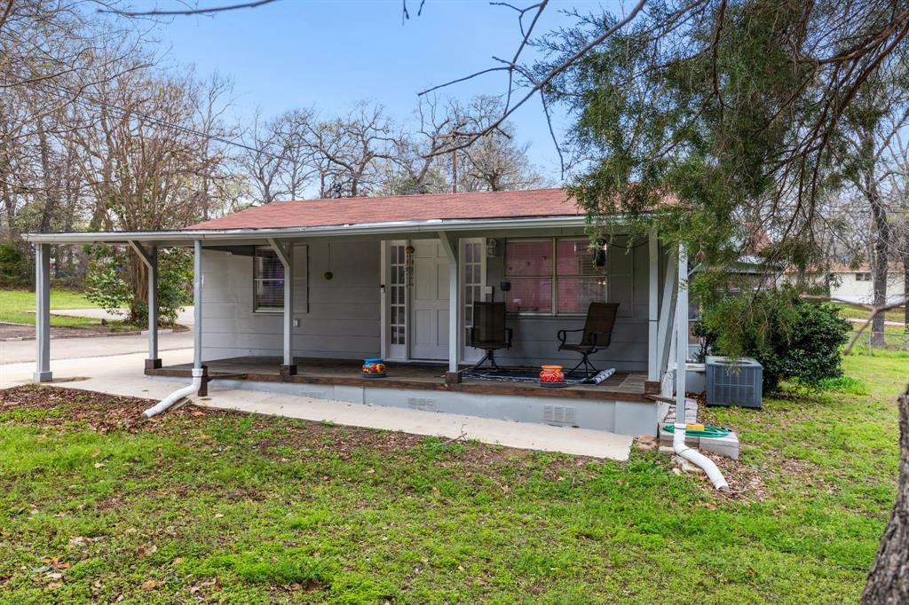1016 Woodland Trail