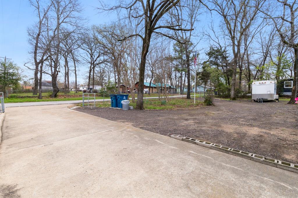1016 Woodland Trail