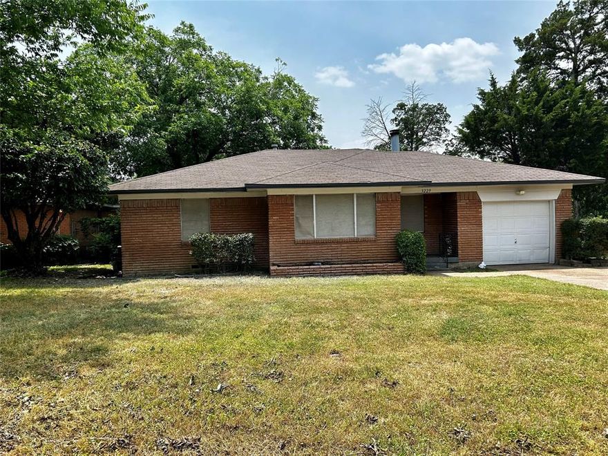 Nice home with 3 bedrooms and 2 baths in the Greenwood Terrace neighborhood.  Kitchen has granite countertops and stainless steel appliances.  Luxury vinyl plank floors throughout. Primary bedroom has an on-suite bathroom.  Nice large fenced backyard for entertaining.