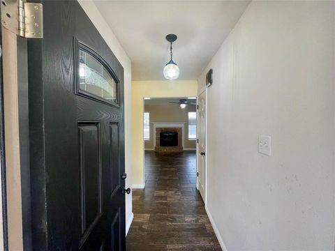 Tiny photo for 625 Main Street, Roanoke, TX 76262 (MLS # 21341208)
