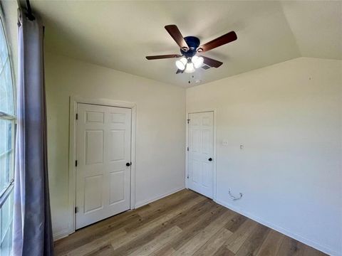 Tiny photo for 625 Main Street, Roanoke, TX 76262 (MLS # 21341208)