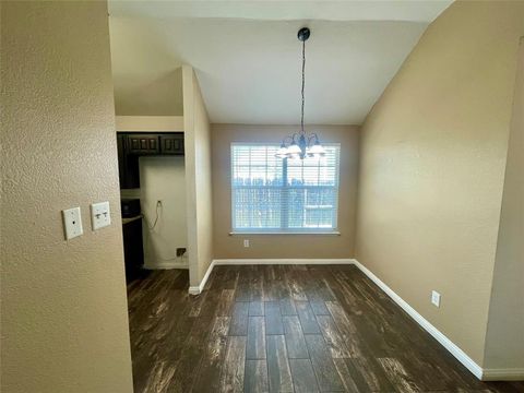 Tiny photo for 625 Main Street, Roanoke, TX 76262 (MLS # 21341208)