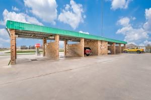 1545 Everman Parkway