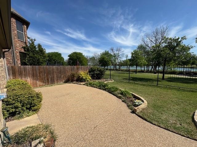 Trinity Lakes Residential - Residential