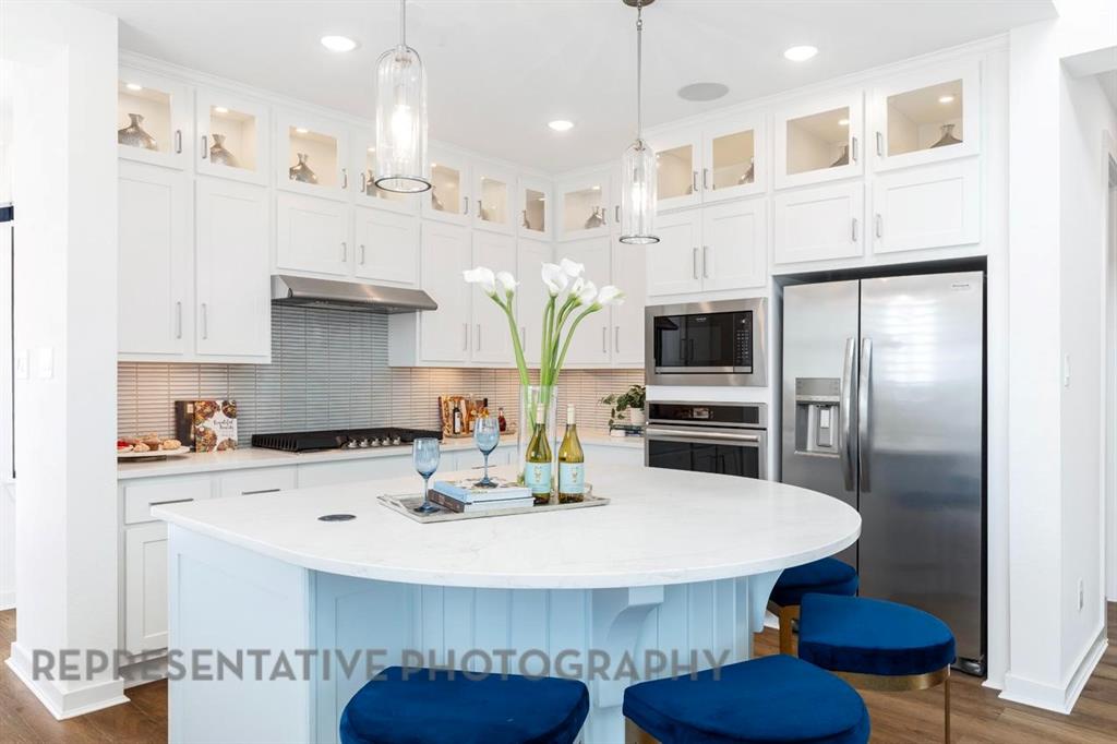 3564 Redbud Flower Trail