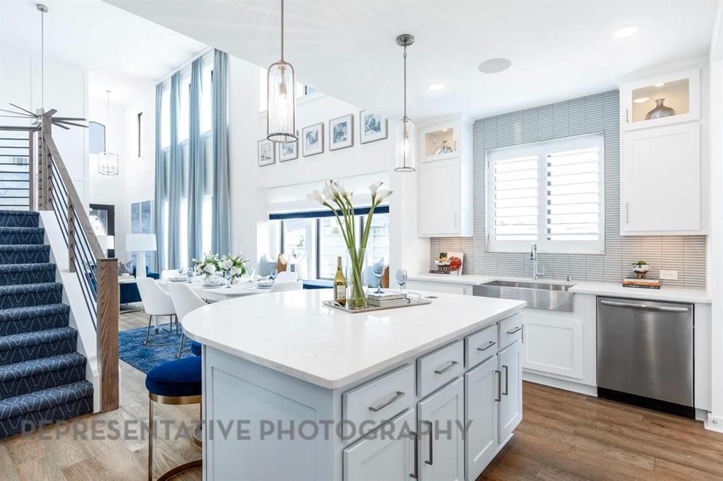 3564 Redbud Flower Trail