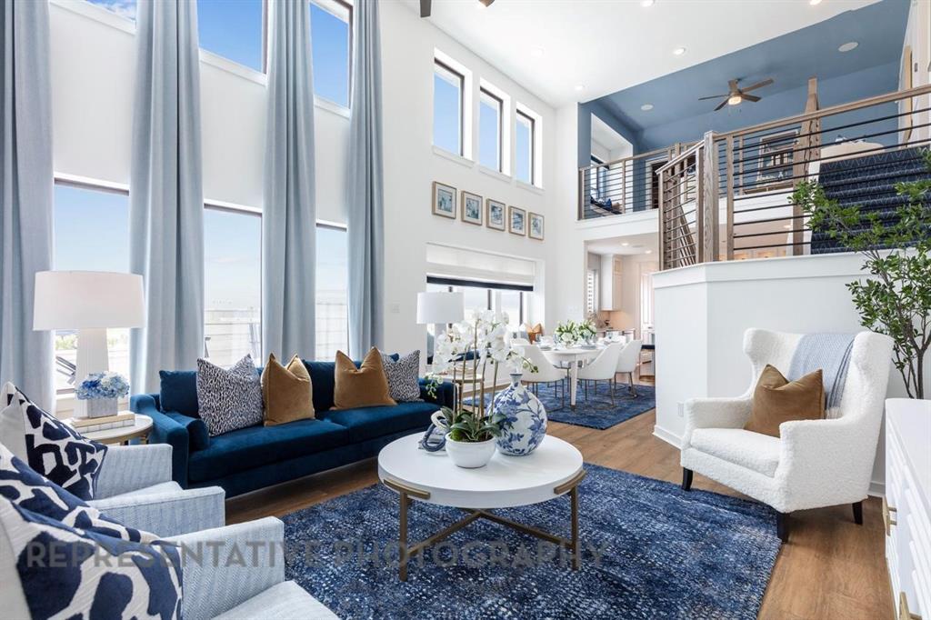 3564 Redbud Flower Trail