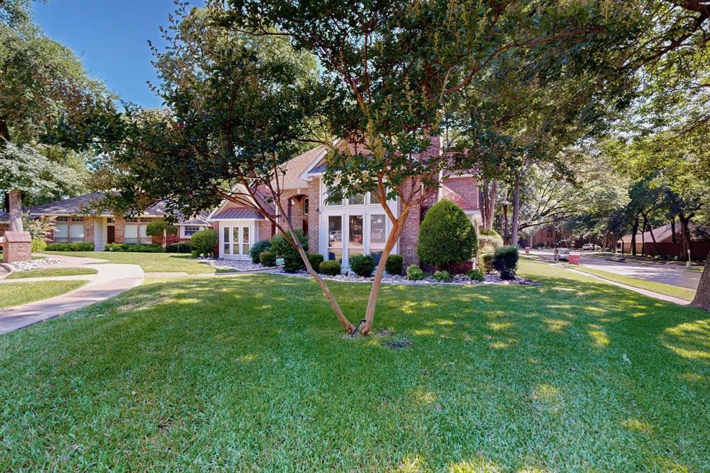901 Sunningdale Circle
