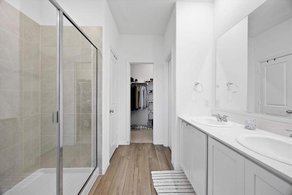 Reserve at Chamberlain Xing Ph 4 - Residential