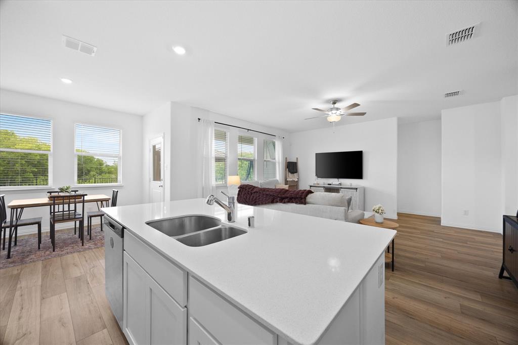 Reserve at Chamberlain Xing Ph 4 - Residential