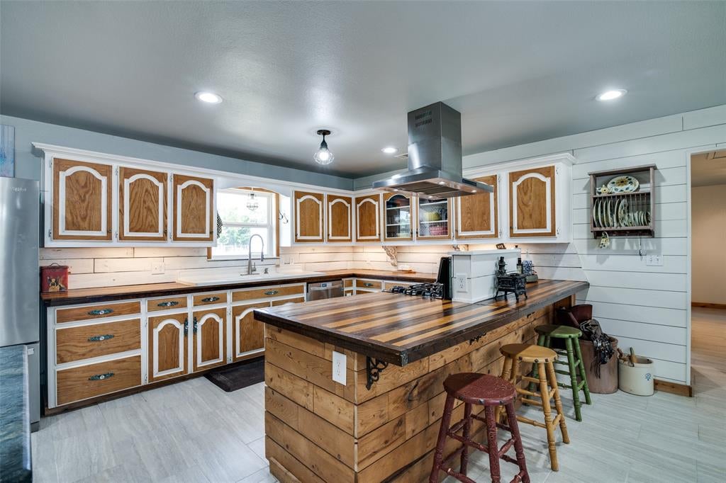 200 Vz County Road 2403